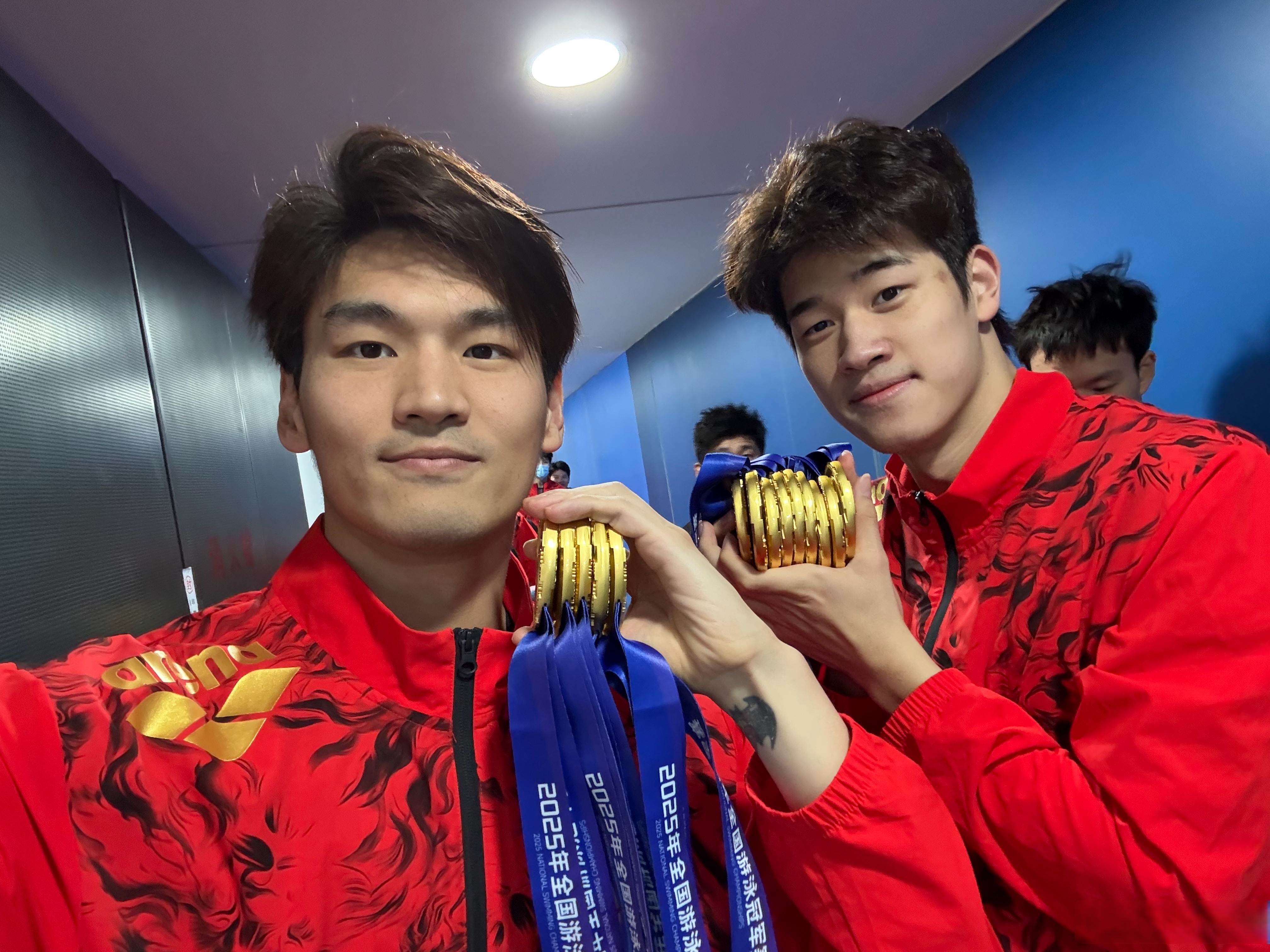 包含浙江队发布备战花絮；赛前手感冰凉；欧超杯任务艰巨；球队文化再被提及的词条-9体育